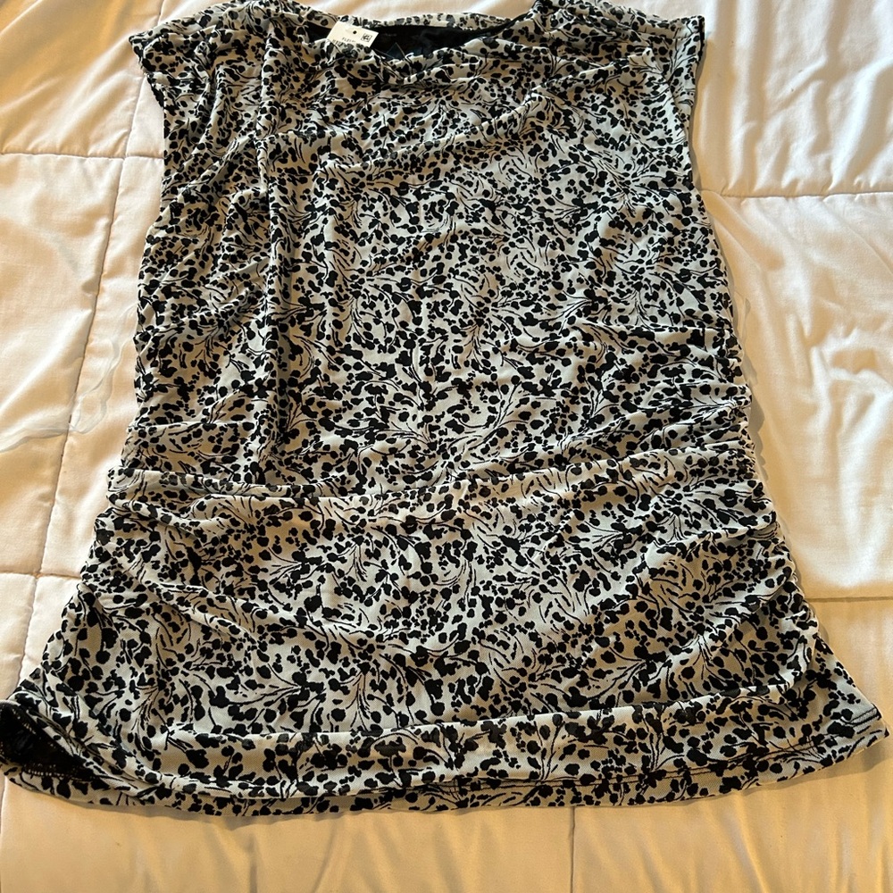 NWT New I.N.C International Concepts Mesh Stretchy Blck White Floral Top Blouse
